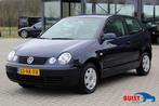 Volkswagen Polo 1.4-16V Comfortline 370km! NL-auto! 1e eig.!, Stof, Gebruikt, Zwart, Metallic lak