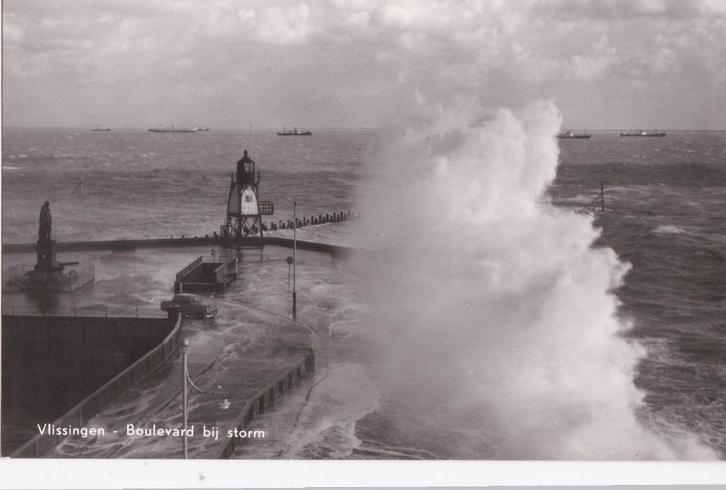 vlissingen  boulevard   storm, Verzamelen, Ansichtkaarten | Nederland, Zeeland, Voor 1920, Ophalen of Verzenden