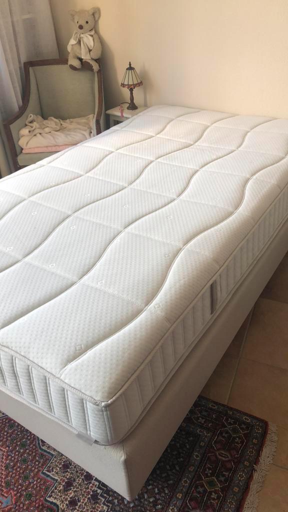AVEK BRONZE MATRAS 120 / 210, Huis en Inrichting, Slaapkamer | Matrassen en Bedbodems, Zo goed als nieuw, 120 cm, 210 cm, Twijfelaar
