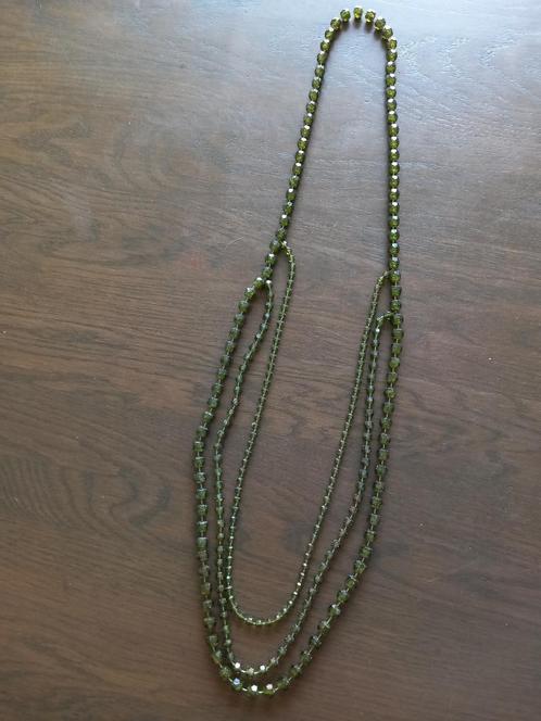 N20 Groene kralenketting, Sieraden, Tassen en Uiterlijk, Kettingen, Zo goed als nieuw, Kunststof, Groen, Ophalen of Verzenden