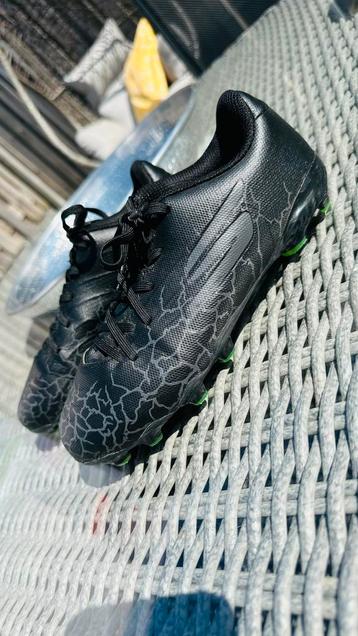 Z.g.a.n Skechers Voetbalschoenen Maat 34 - beschikbaar voor biedingen