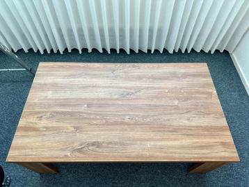 Salon tafel hout beschikbaar voor biedingen