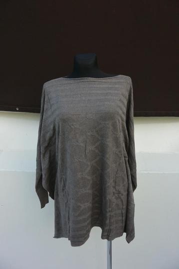 vleermuis trui taupe M/L zga nieuw beschikbaar voor biedingen