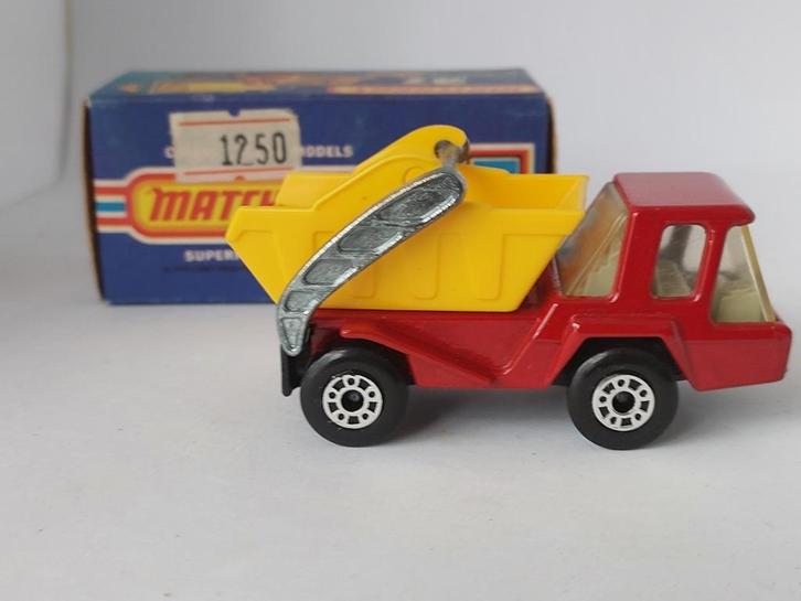 SKIP TRUCK MATCHBOX No37 UIT 1975 ONBESPEELD MET DOOSJE, Hobby en Vrije tijd, Modelauto's | Overige schalen, Nieuw, Bus of Vrachtwagen