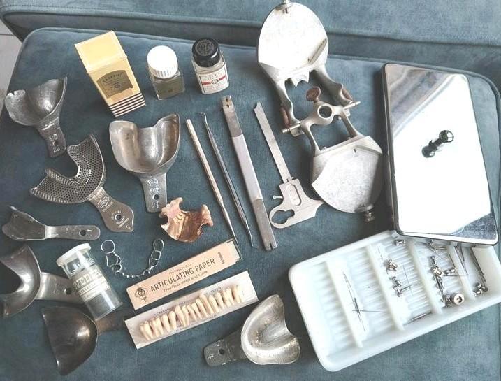 TANDARTS, DENTIST, GEREEDSCHAP, TOEBEHOREN, PLAATJE, KIES., Antiek en Kunst, Antiek | Gereedschap en Instrumenten, Ophalen of Verzenden