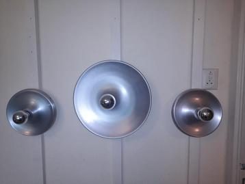 vintage design space age aluminium wandlamp 3x beschikbaar voor biedingen