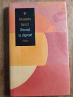 Driemaal bij dageraad - Alessandro Baricco, Gelezen, Alessandro Baricco, Ophalen of Verzenden, Nederland
