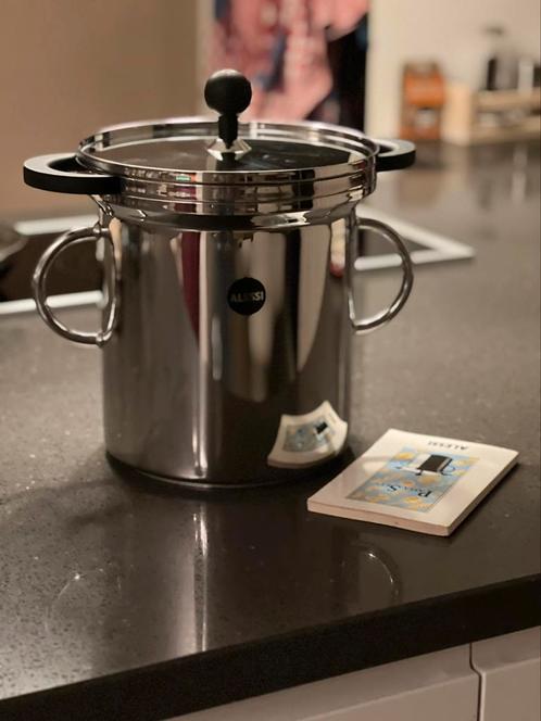 Klassieker: De Alessi Pastapan. Niet meer in de winkel. RVS, Huis en Inrichting, Keuken | Potten en Pannen, Zo goed als nieuw