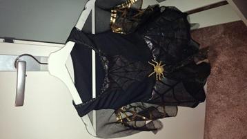Halloween jurkje beschikbaar voor biedingen