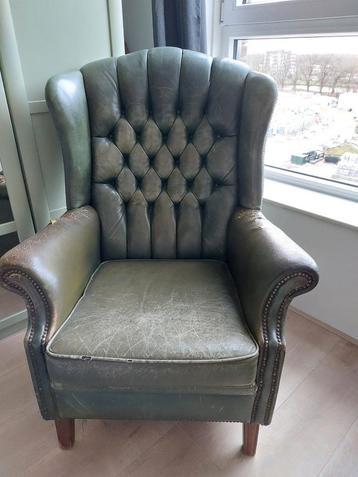 Vintage fauteuil groen leder beschikbaar voor biedingen
