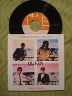 Queen 7” Vinyl Single: Another One Bites The Dust (Jamaica), Ophalen of Verzenden, 7 inch, Rock en Metal, Single
