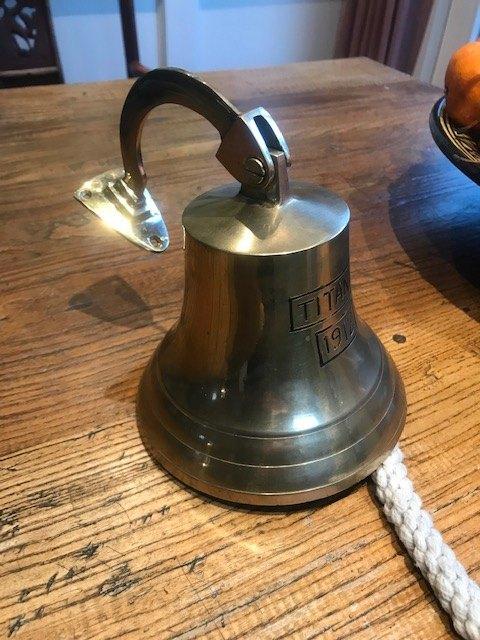 fraaie koperen scheepsbel, TITANIC 1912, Antiek en Kunst, Curiosa en Brocante, Ophalen of Verzenden