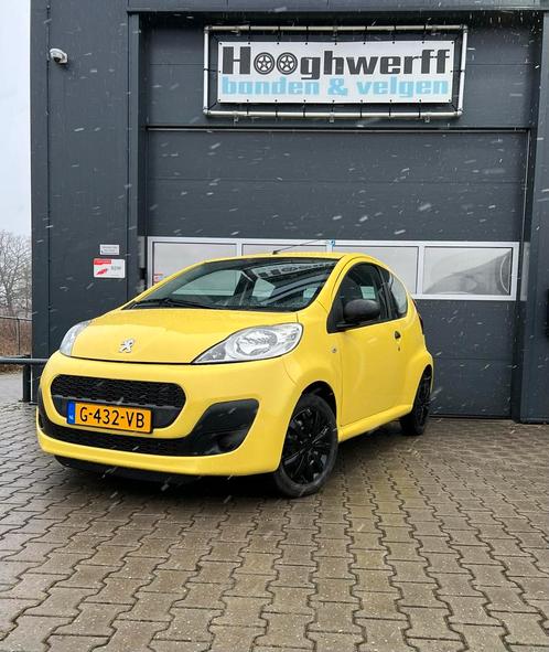 Peugeot 107 1.0 12V 3DR 2013 - VERSE OLIE BEURT + NIEUWE APK, Auto's, Peugeot, Particulier, Airbags, Boordcomputer, Electronic Stability Program (ESP)