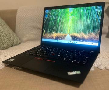 Lenovo ThinkPad T14 met zichtbare gebruikssporen. beschikbaar voor biedingen