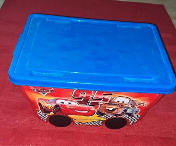 Cars- speelgoed-box op wielen met afsluitbare deksel. 
