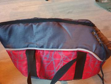 Honden transport mandje beschikbaar voor biedingen