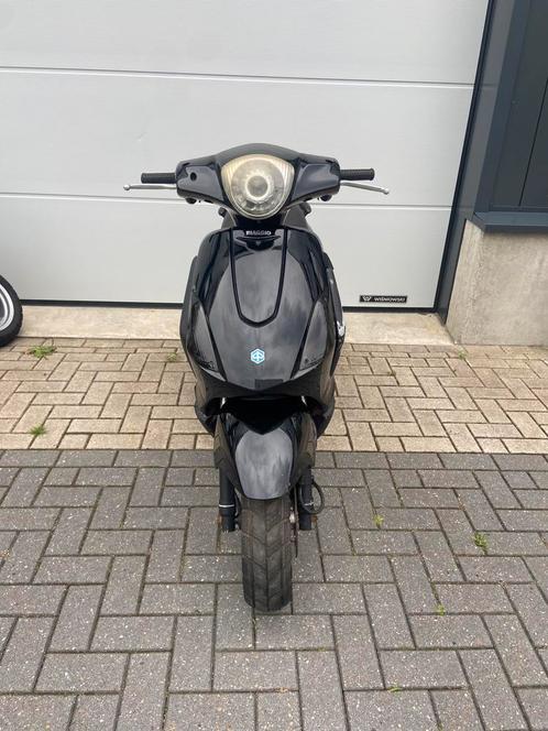 Piaggio fly (brom), Fietsen en Brommers, Scooters | Piaggio, Gebruikt, Fly, Ophalen