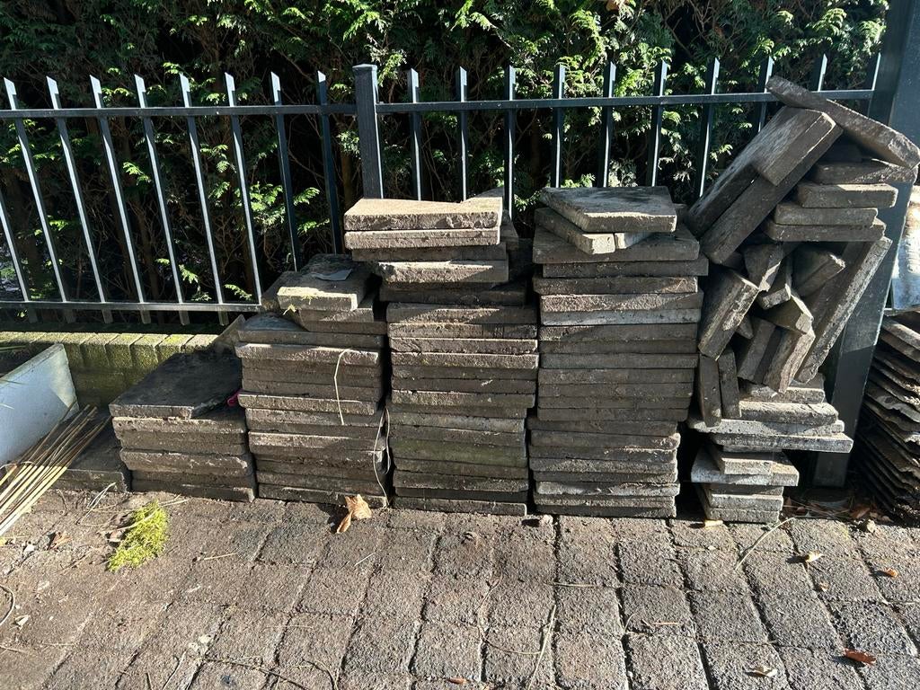 Gratis tegels (40x40) - circa 10 m2, Tuin en Terras, Ophalen, Gebruikt, 10 m² of meer, Beton