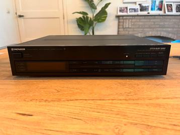 Pioneer F-X440L Tuner FM/AM beschikbaar voor biedingen