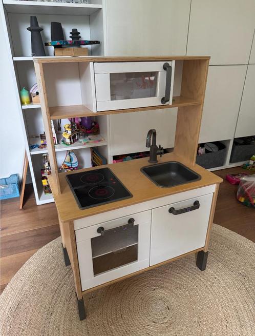 Te koop:  kinder keuken incl. attributen, Kinderen en Baby's, Speelgoed | Speelkeukens, Gebruikt, Speelkeuken, Hout, Ophalen