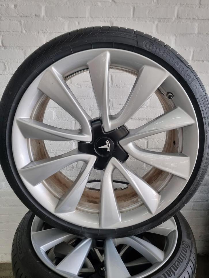Orig. 20" Tesla Model 3 Performance velgen, Continental zome, Auto-onderdelen, Banden en Velgen, Banden en Velgen, Zomerbanden