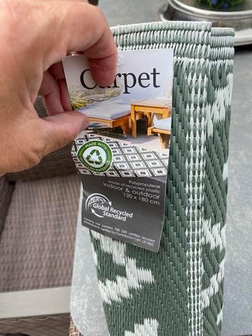 Carpet indoor/outdoor 120x180 beschikbaar voor biedingen