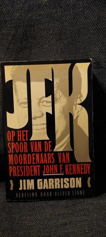 Op het spoor van de moordenaars van john f. Kennedy.  beschikbaar voor biedingen