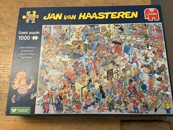 Jan van Haasteren - Bij de Kapper - 1000 stukjes beschikbaar voor biedingen