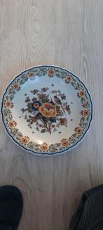 Polychroom Delftsblauw bord van de Porceleyne Fles, Ophalen