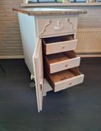 Apart Brocante/ Vintage kastje met deurtje en 4 laden, Ophalen