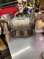 Tekoop slijpsteen machine, Doe-het-zelf en Verbouw, Gereedschap | Slijpmachines, Ophalen of Verzenden, Zo goed als nieuw, Minder dan 700 watt