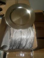 Champagne kleurige schalen, Ophalen