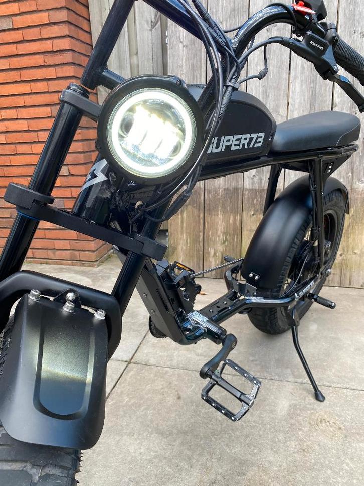 Super73 S2 Galaxy Black, Fietsen en Brommers, Elektrische fietsen, Zo goed als nieuw, Overige merken, 59 cm of meer, 50 km per accu of meer