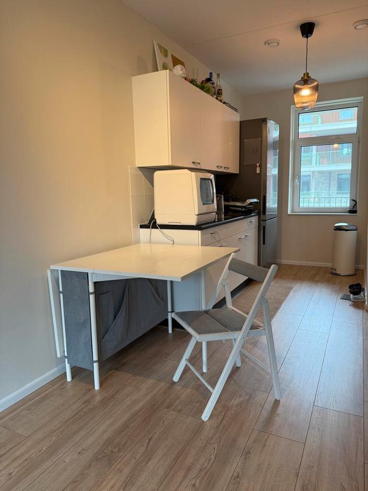 Compacte keukentafel met stoel, Antiek en Kunst, Antiek | Meubels | Tafels, Ophalen