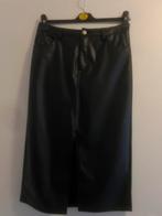 Lange zwarte leren rok, maat M, Only, nauwelijks gedragen, Kleding | Dames, Rokken, Maat 38/40 (M), Only, Zwart, Ophalen of Verzenden