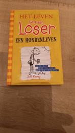 Paperbag: Het leven van een loser (deel 4), een hondenleven., Gelezen, Ophalen of Verzenden