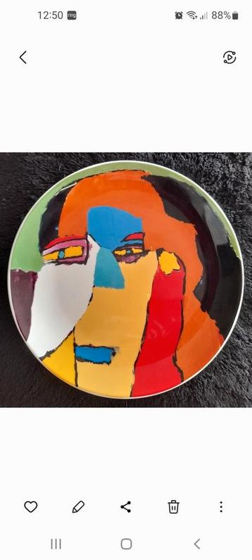 Kunst bord Auris beschikbaar voor biedingen