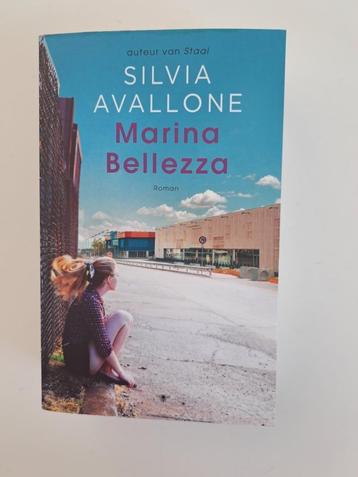 "Marina Bellezza" van Staal