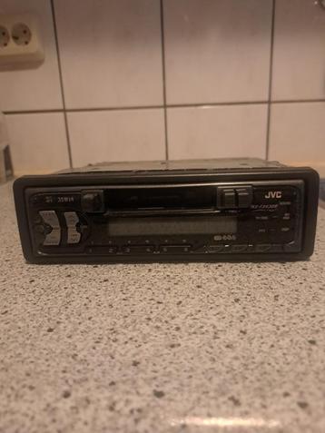 JVC Radio Cassette Recorder + Eventueel CD Wisselaar beschikbaar voor biedingen