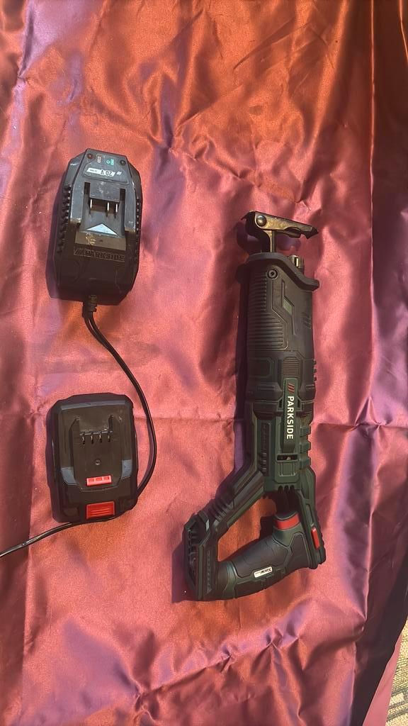 Parkside reciprozaag, Doe-het-zelf en Verbouw, Gereedschap | Zaagmachines, Zo goed als nieuw, Ophalen of Verzenden