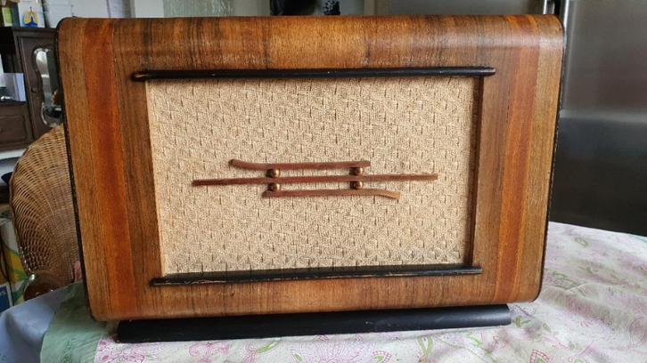 Luidspreker box uit 1947 compleet met draad en stekkers werk, Audio, Tv en Foto, Luidsprekers, Gebruikt, Overige typen, Minder dan 60 watt