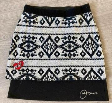 DESIGUAL Heerlijke rok met elastische taille , maat M 38 beschikbaar voor biedingen