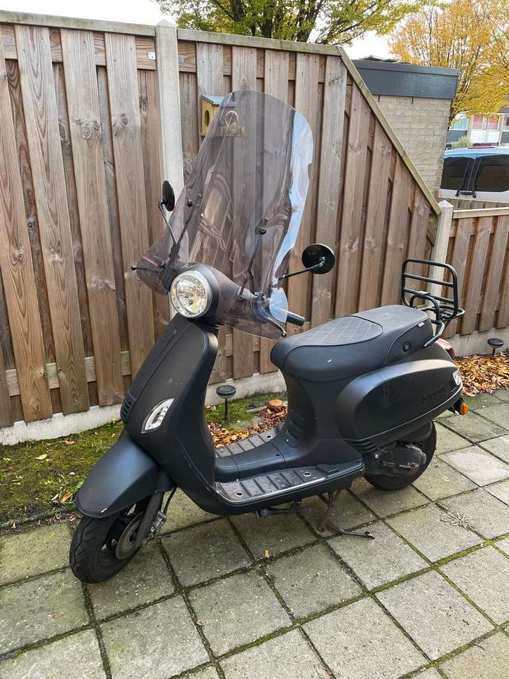Agm VX50 - Bouwjaar 2019, Fietsen en Brommers, Snorfietsen en Snorscooters, Gebruikt, Overige merken, Benzine, Ophalen