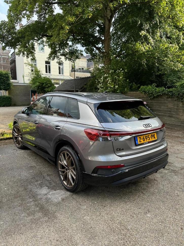 Audi Q4 e-tron 40 77kWh 204pk 2021 S-Line Nieuwst 14.000KM!, Auto's, Audi, Particulier, Q4 e-tron, 360° camera, 4x4, ABS, Achteruitrijcamera
