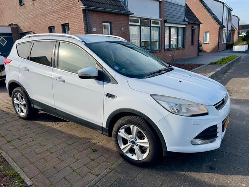 Ford Kuga 1.6 T 110KW AWD 2013 Wit, Auto's, Ford, Particulier, Kuga, Airbags, Airconditioning, Bluetooth, Boordcomputer, Centrale vergrendeling