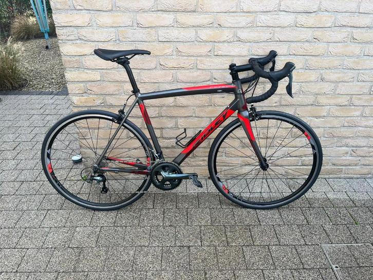 Koersfiets Ridley Fenix (quasi nieuwstaat), Fietsen en Brommers, Fietsen | Heren | Sportfietsen en Toerfietsen, Zo goed als nieuw