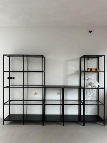 Kast stellingkast Ikea Vittsjö beschikbaar voor biedingen
