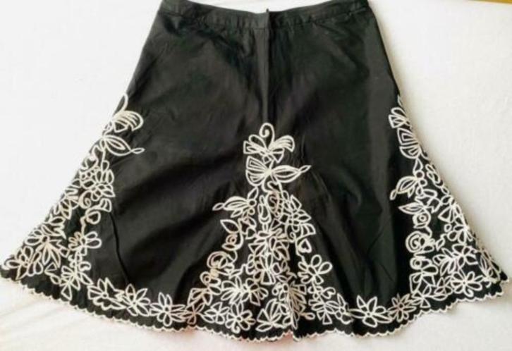 Bandolera rok maat 36, Kleding | Dames, Rokken, Zo goed als nieuw, Maat 36 (S), Zwart, Knielengte, Ophalen of Verzenden