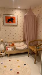 Peuterbed Petit Amelie Cerise, Ophalen, Zo goed als nieuw