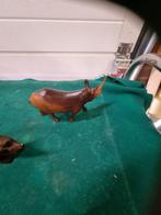 neushoorns houtsnijwerk vintage jaren 60, Verzamelen, Beelden en Beeldjes, Ophalen of Verzenden